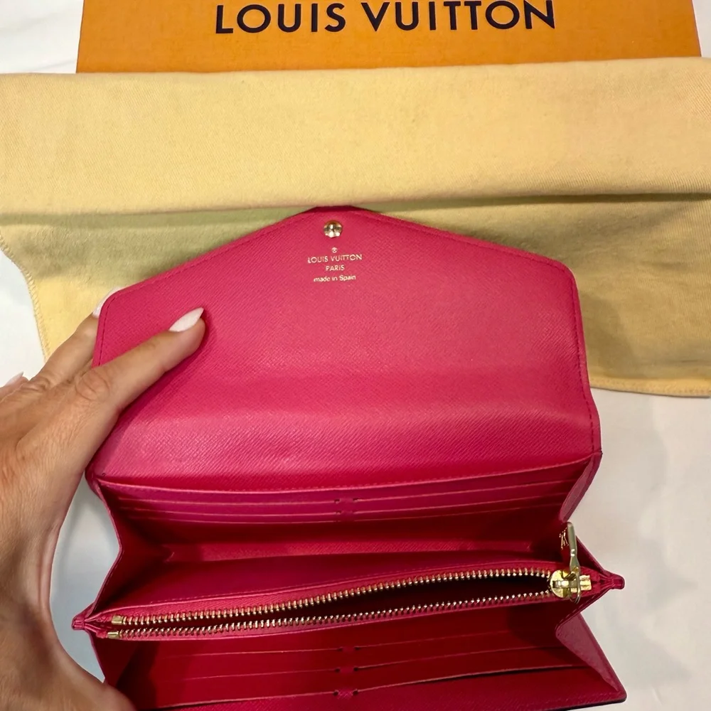 LOUIS VUITTON Monogram Travel Patches Sarah Wallet - Picture 6 of 14